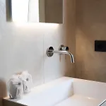 شقة Lo *