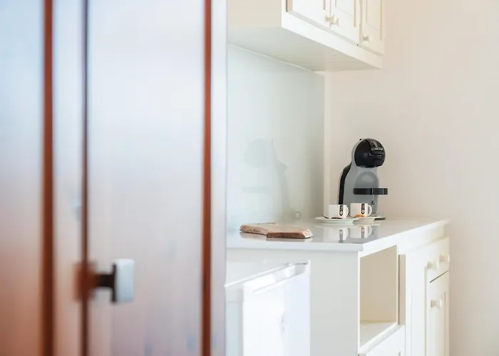 Lo * 佩斯科勒海滨